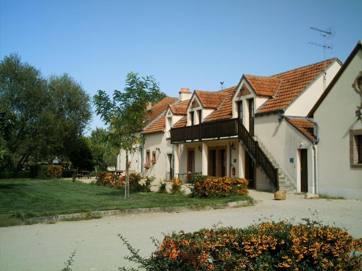 Auberge Du Tranchoir Nevoy Exterior photo